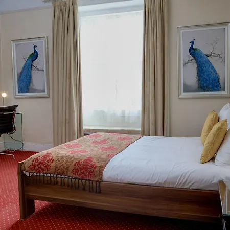 Western Henbury Hotel 3*