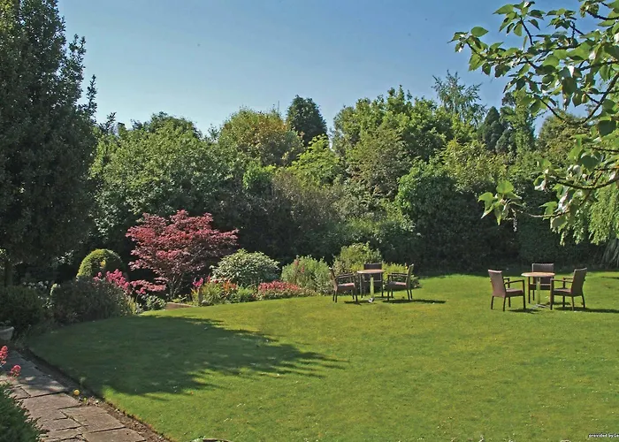 Western Henbury Otel 3*