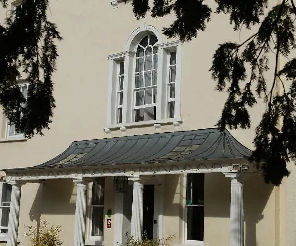 Western Henbury Otel 3*