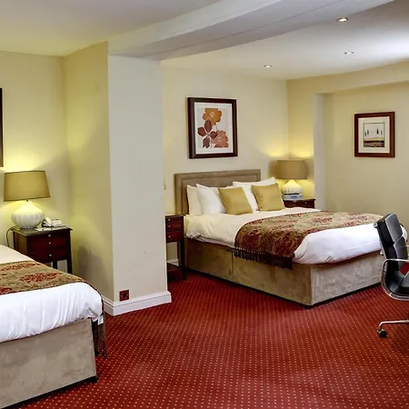 Hotel Western Henbury 3*