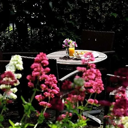 Hotel Western Henbury 3*
