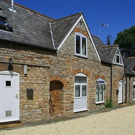 Готель Western Henbury