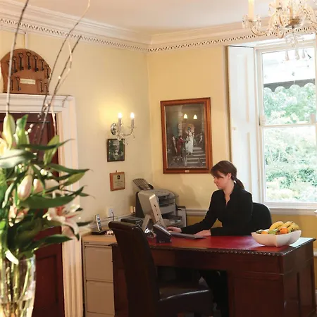 Hotel Western Henbury 3*