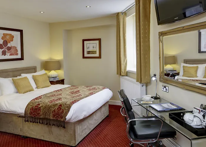 Hotel Western Henbury 3*