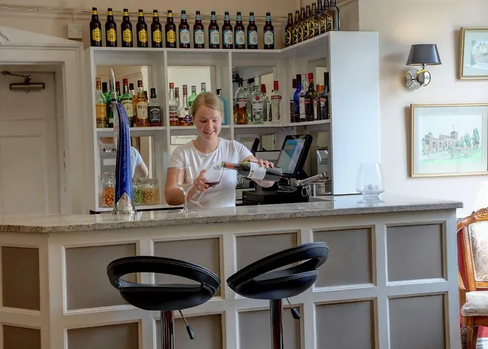 Western Henbury Hotel Bristol