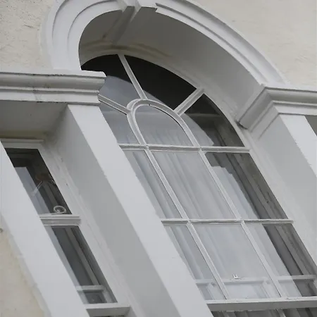 Western Henbury 3* Bristol